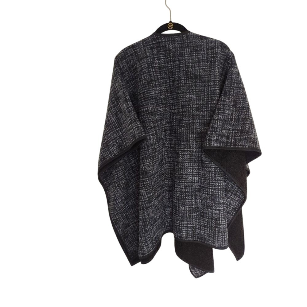 Ike Behar Womens Reversible Poncho Black Grey Crosshatch Pattern Open Front Wrap - Picture 7 of 8